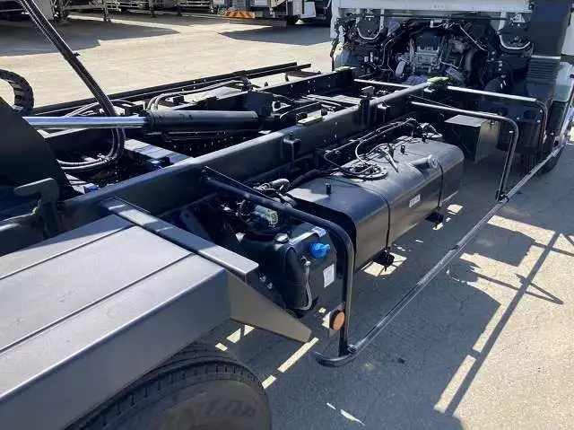 平成30年10月中古小型三菱ふそう三菱の画像9