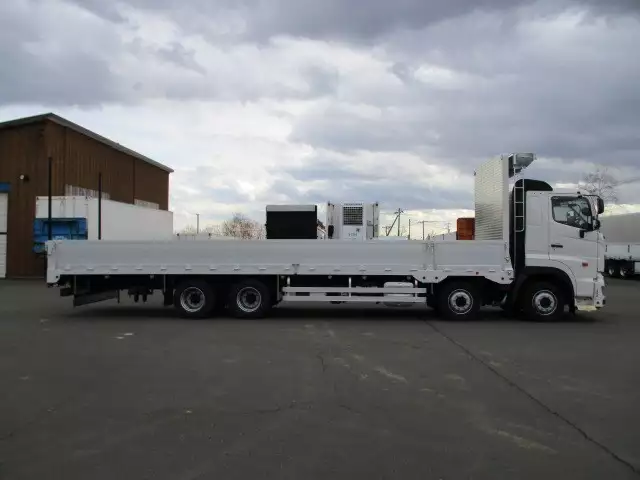 令和03年11月中古大型日野プロフィアの画像4