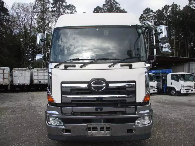 平成29年03月中古大型トラクタヘッド日野プロフィアの画像2