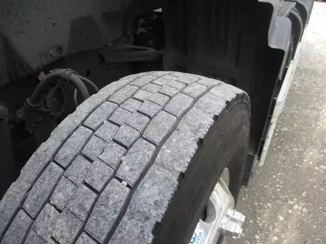 平成29年03月中古大型トラクタヘッド日野プロフィアの画像12