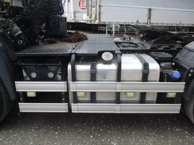 平成29年03月中古大型トラクタヘッド日野プロフィアの画像24