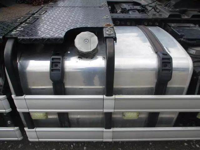 平成29年03月中古大型トラクタヘッド日野プロフィアの画像26