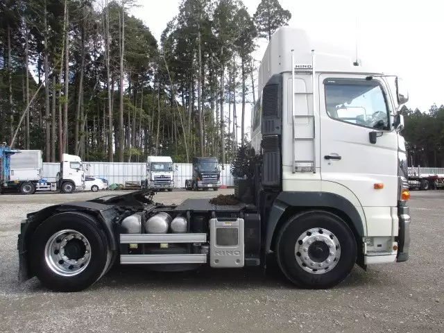 平成29年03月中古大型トラクタヘッド日野プロフィアの画像4