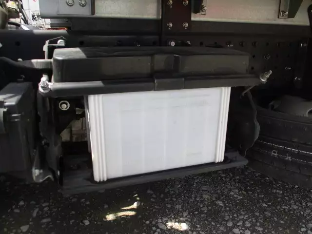 平成30年10月中古小型アルミバン・ウィング三菱ふそう三菱の画像24