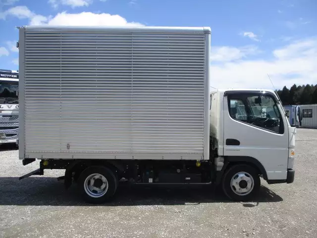 平成30年10月中古小型アルミバン・ウィング三菱ふそう三菱の画像4