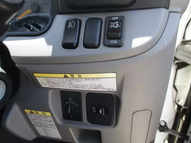 平成30年10月中古小型アルミバン・ウィング三菱ふそう三菱の画像51