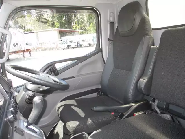 平成30年10月中古小型アルミバン・ウィング三菱ふそう三菱の画像58