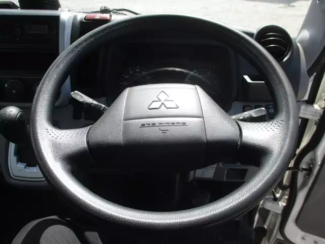 平成30年10月中古小型アルミバン・ウィング三菱ふそう三菱の画像51