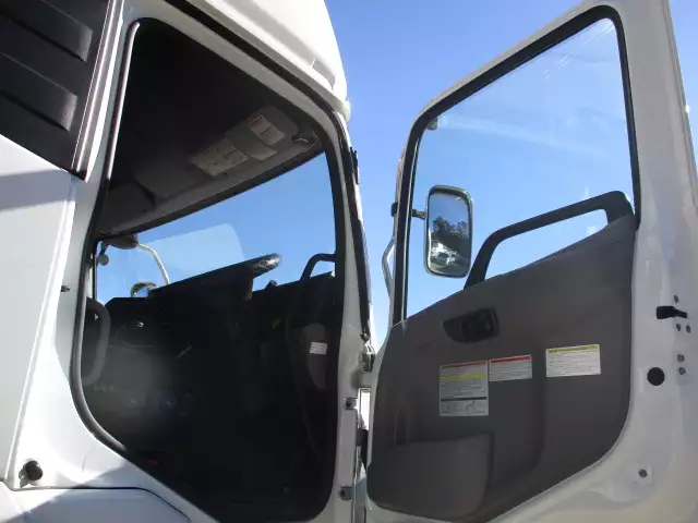 令和04年03月中古大型トラクタヘッド日産UDクオンの画像22