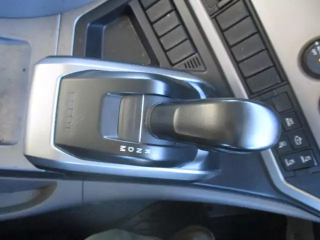 令和04年03月中古大型トラクタヘッド日産UDクオンの画像26