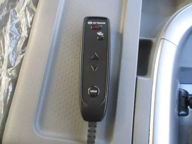 令和04年03月中古大型トラクタヘッド日産UDクオンの画像27