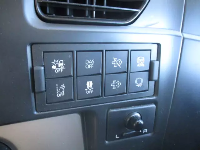 令和04年03月中古大型トラクタヘッド日産UDクオンの画像30