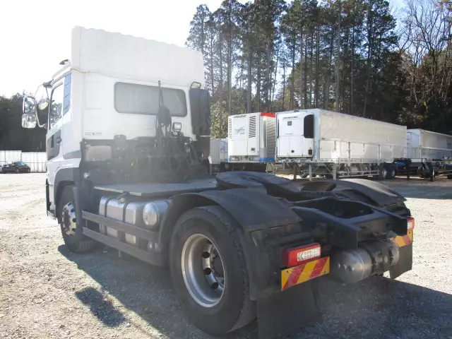 令和04年03月中古大型トラクタヘッド日産UDクオンの画像7