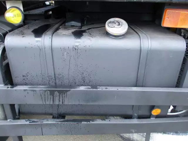 平成23年12月中古大型ダンプ日産UDクオンの画像11