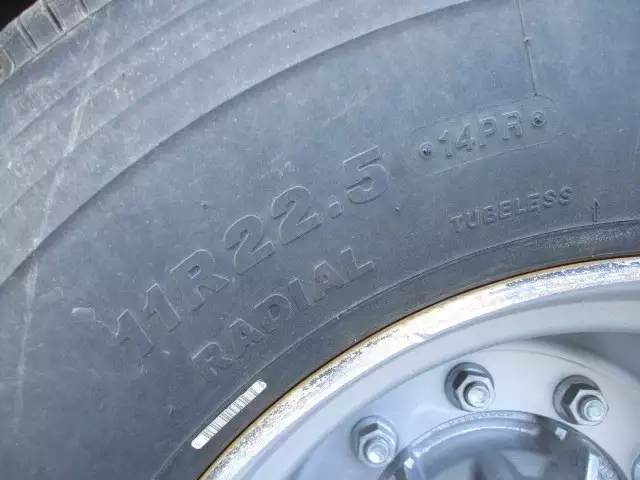 平成23年12月中古大型ダンプ日産UDクオンの画像19