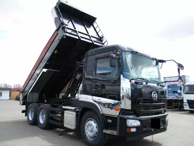 平成23年12月中古大型ダンプ日産UDクオンの画像25