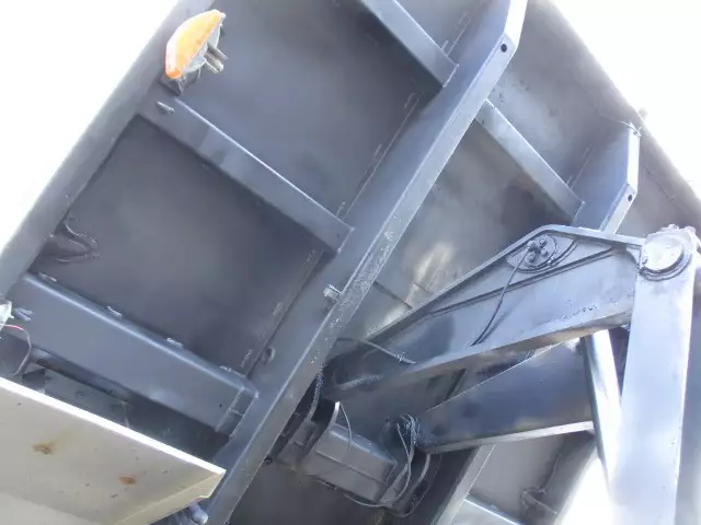 平成23年12月中古大型ダンプ日産UDクオンの画像32