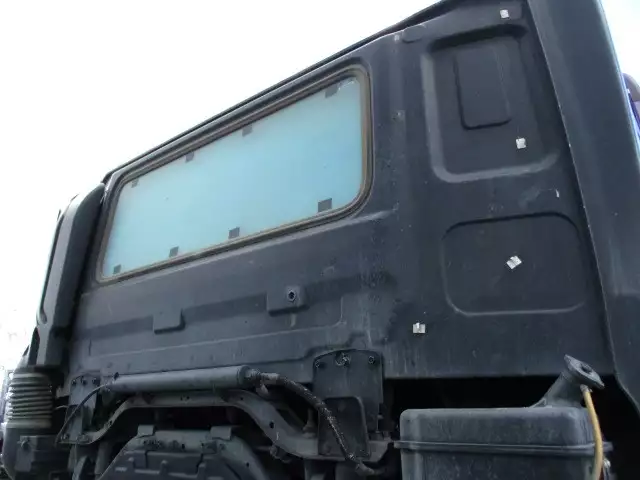 平成23年12月中古大型ダンプ日産UDクオンの画像44