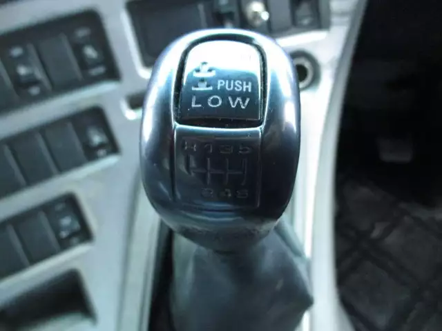 平成23年12月中古大型ダンプ日産UDクオンの画像56