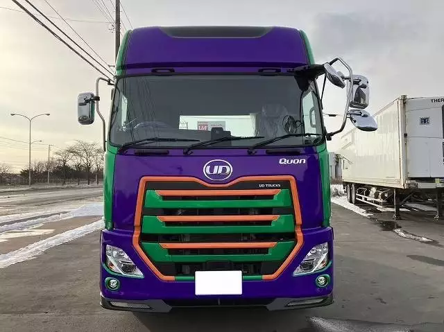 令和04年03月中古大型トラクタヘッド日産UDクオンの画像2