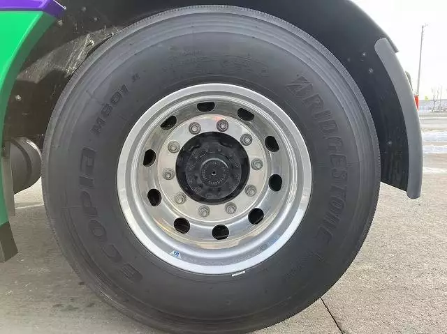 令和04年03月中古大型トラクタヘッド日産UDクオンの画像13