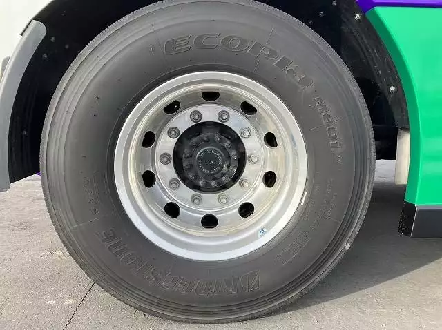 令和04年03月中古大型トラクタヘッド日産UDクオンの画像24