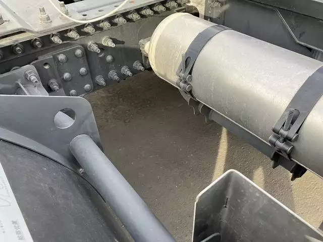 令和04年03月中古大型トラクタヘッド日産UDクオンの画像26