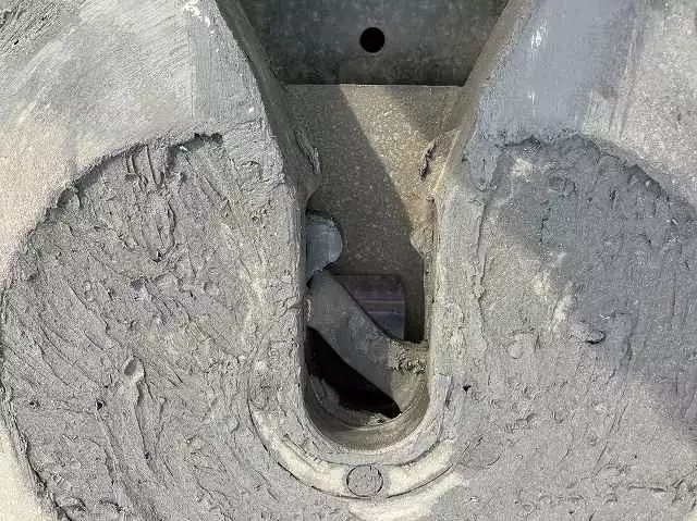 令和04年03月中古大型トラクタヘッド日産UDクオンの画像29