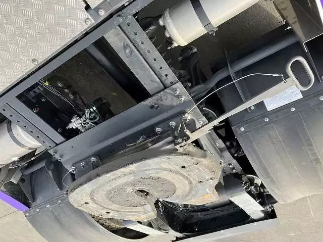 令和04年03月中古大型トラクタヘッド日産UDクオンの画像30