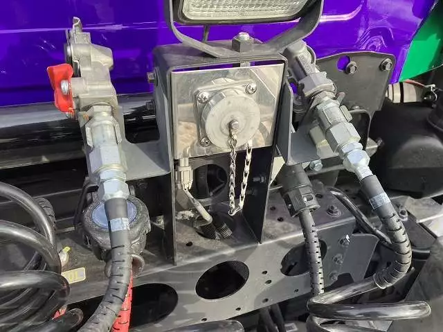 令和04年03月中古大型トラクタヘッド日産UDクオンの画像33