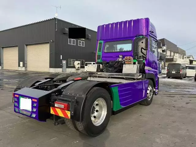 令和04年03月中古大型トラクタヘッド日産UDクオンの画像5