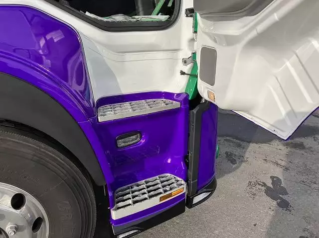 令和04年03月中古大型トラクタヘッド日産UDクオンの画像44