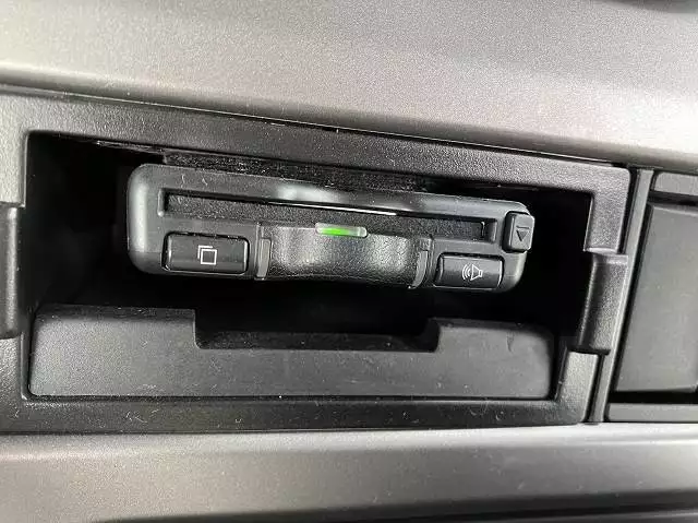 令和04年03月中古大型トラクタヘッド日産UDクオンの画像53