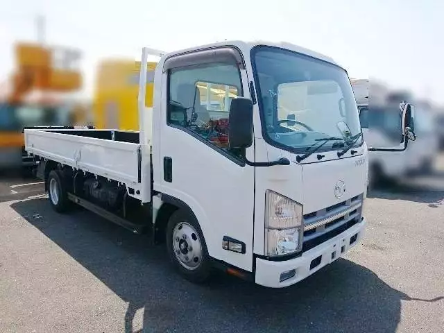 平成25年11月中古小型マツダマツダの画像2