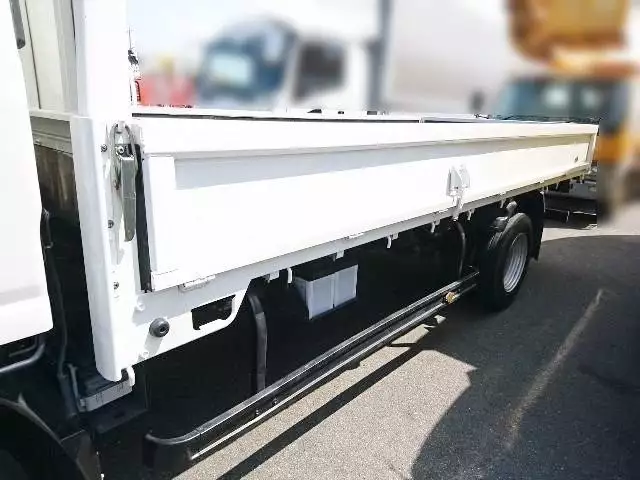 平成25年11月中古小型マツダマツダの画像12