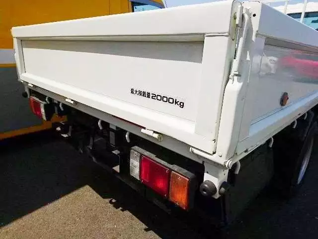 平成25年11月中古小型マツダマツダの画像17