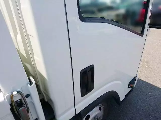 平成25年11月中古小型マツダマツダの画像20