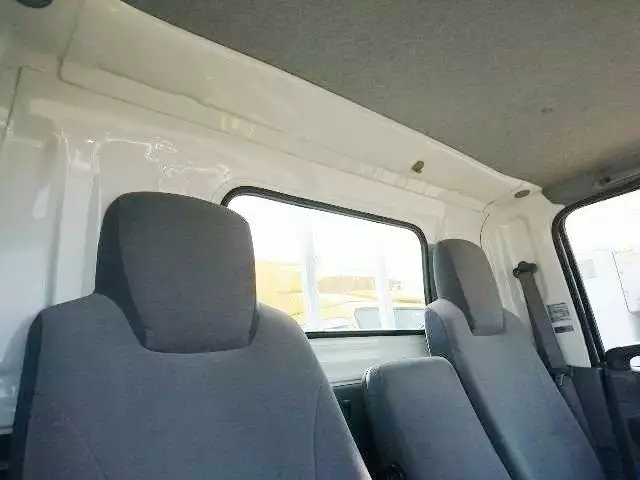 平成25年11月中古小型マツダマツダの画像30