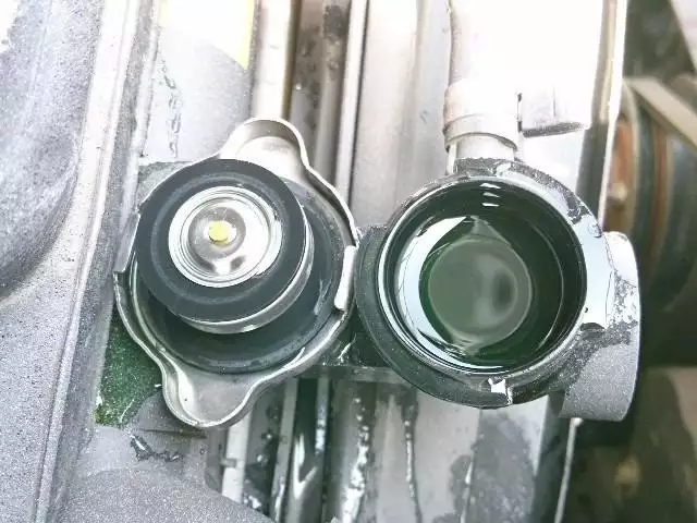 平成25年11月中古小型マツダマツダの画像8