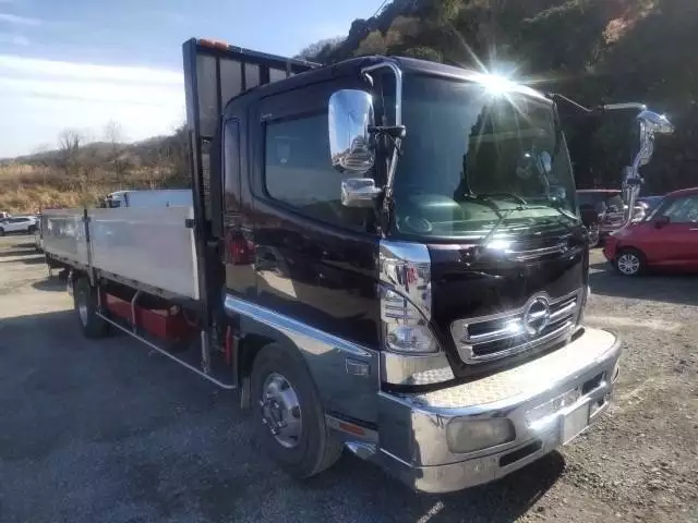 平成18年03月中古中型日野レンジャーの画像2