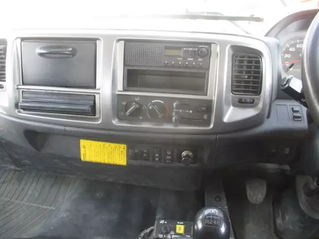 平成26年02月中古中型日野レンジャーの画像39