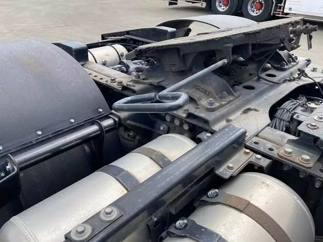 平成26年03月中古大型トラクタヘッド日野日野の画像13