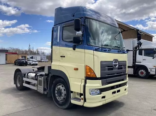 平成26年03月中古大型トラクタヘッド日野日野の画像3