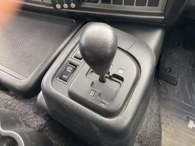 平成26年03月中古大型トラクタヘッド日野日野の画像32