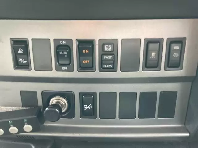 平成26年03月中古大型トラクタヘッド日野日野の画像35