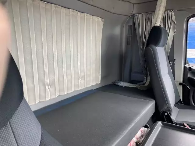 平成26年03月中古大型トラクタヘッド日野日野の画像38