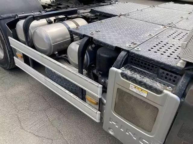 平成26年03月中古大型トラクタヘッド日野日野の画像9