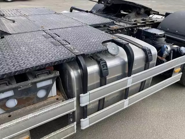 平成26年03月中古大型トラクタヘッド日野日野の画像10