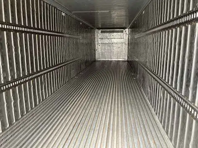 40FT冷凍コンテナ 床:T型キーストン ラッシング2段の画像4