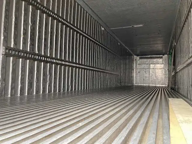 40FT冷凍コンテナ T型キーストン ラッシング2段の画像4